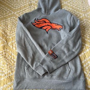 NFL team apparel Broncos sweatshirt